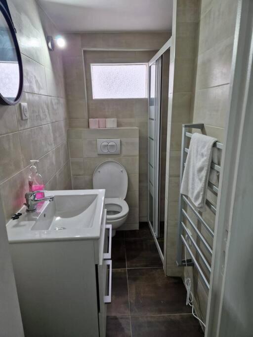 Studio 2 Pers Paris/Bourget/Cdg/Parc D'Exposition Aulnay-sous-Bois Exteriör bild